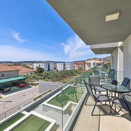 Sea View Apartment Trogir Exterior photo